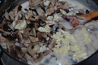 Vegan Mushroom Sauce - Step 6