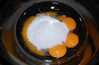 3-Ingredient Classic Sponge Cake - Step 3