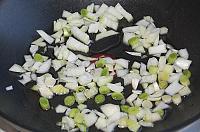 Chicken, Sweet Corn and Pea Brazilian Pie - Step 6