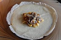 Pancake Bags Stuffed with Mushrooms and Corn - Step 6
