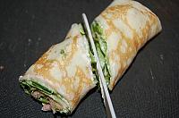 Crepes Rolls with Tuna and Lettuce - Step 6