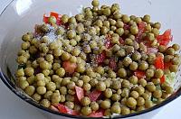 Cabbage, Peas and Tomatoes Salad - Step 4