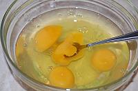 Creamy Scrambled Eggs with Onions and Cheese - Step 2