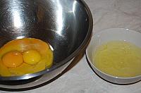 Hollandaise Sauce - Step 1