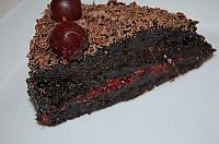 Raw Vegan Raspberry Chocolate Cake - Step 17