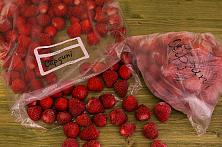 How to Freeze Whole Strawberries