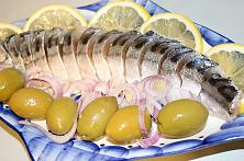 Pickled Mackerel or Herring (Selyodka)