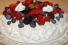 Berry Pavlova