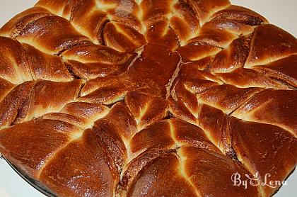 Cinnamon Twisted Snowflake Bread