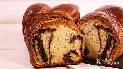 Chocolate Walnut Swirl Bread