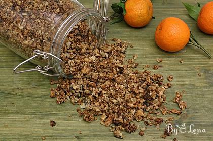 Carb-Free and Gluten-Free Granola, Low Carb