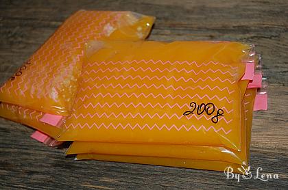 How to Freeze Pumpkin Puree