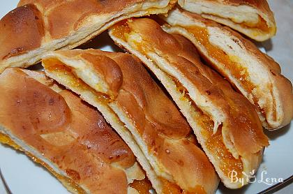 Moldovan Pumpkin Pies