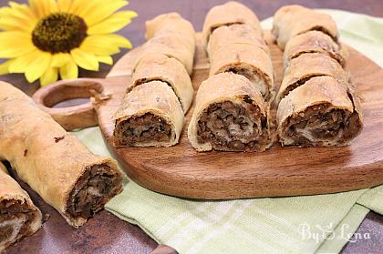 Moldovan Sugar Beet and Walnut Pies