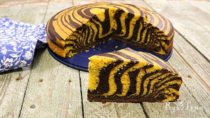 Pumpkin Zebra Cake