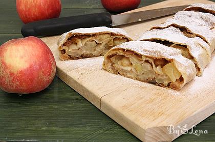 Viennese Apple Strudel