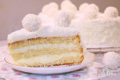 Coconut Raffaello Cake