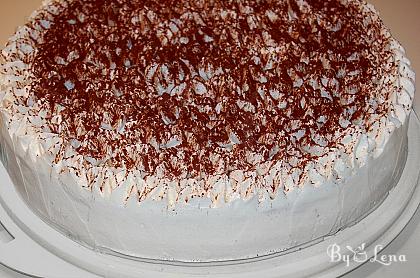 Tiramisu Cake