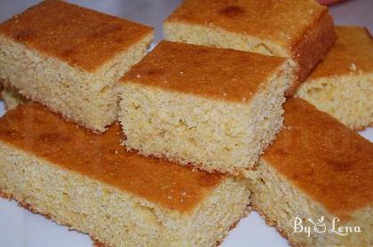 Easy Cornbread Recipe