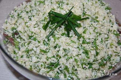 Raw Cauliflower Couscous