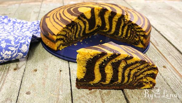 Pumpkin Zebra Cake