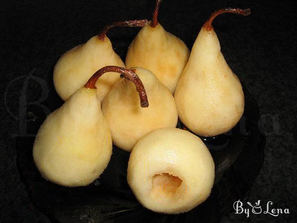 Red Wine-Poached Pears with Whipped Cream - Step 2