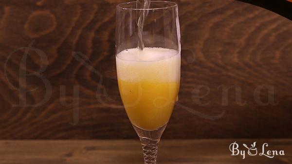 Peach Bellini - Step 4