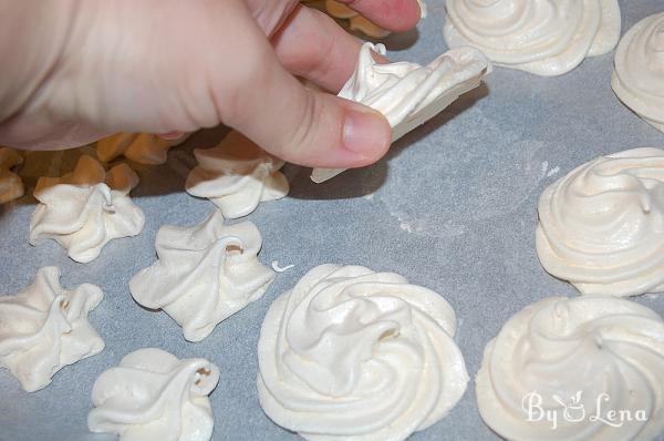 Easy Homemade Meringue - Step 13