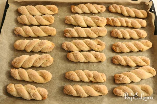 Greek Vegan Orange Cookies (Koulourakia) - Step 10