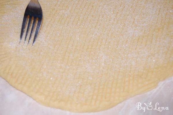 Moldovan Shortbread Cookies with "Moni" - Step 10