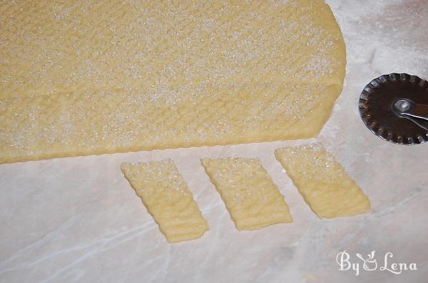 Moldovan Shortbread Cookies with "Moni" - Step 11