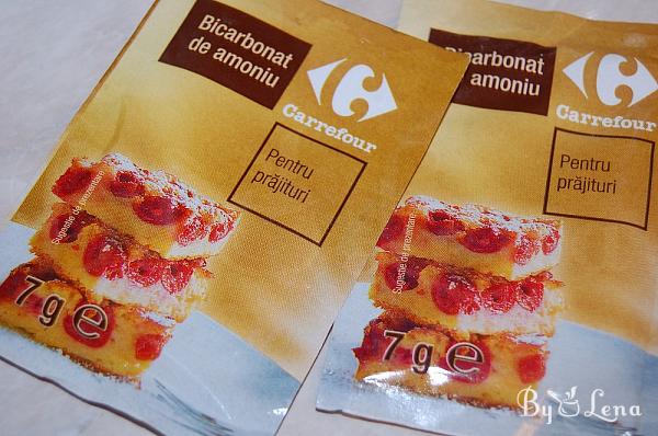 Moldovan Shortbread Cookies with "Moni" - Step 1