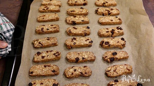 Easy Walnut Cranberry Oatmeal Cookies - Step 15