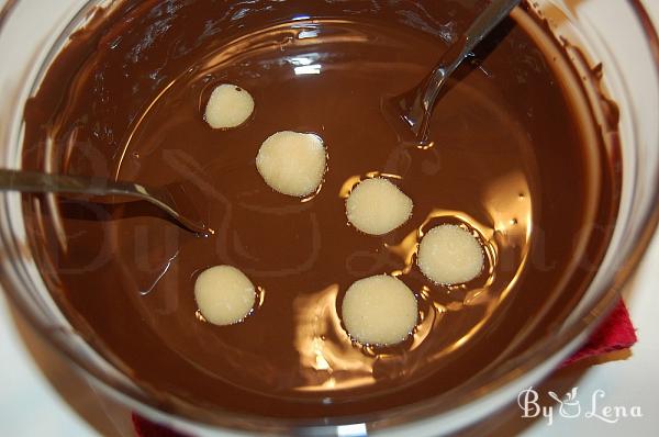 Homemade Marzipan Candies, Vegan and Low-Carb - Step 8