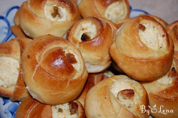 Sweet Rose Buns - Step 10