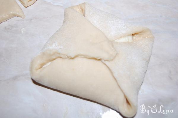 Sweet Cheese Buns (Romanian Poale-n brau) - Step 14