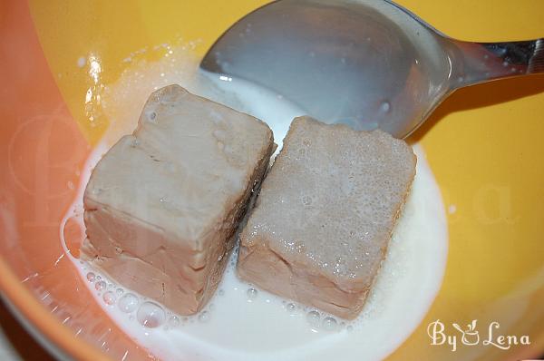 Sweet Cheese Buns (Poale-n brau) - Step 2