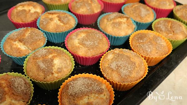 Easy Apple Cinnamon Crumb Muffins - Step 10
