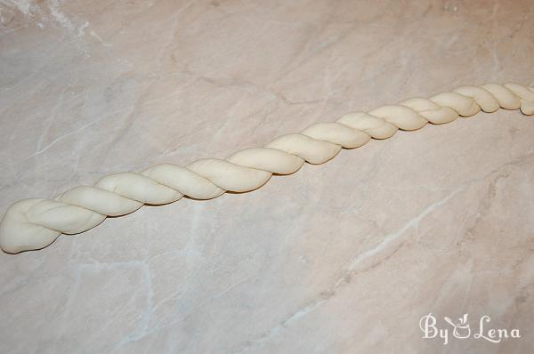 Moldovan Round Braided Bread - Colaci - Step 14