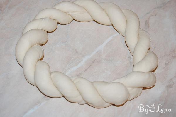 Moldovan Round Braided Bread - Colaci - Step 15