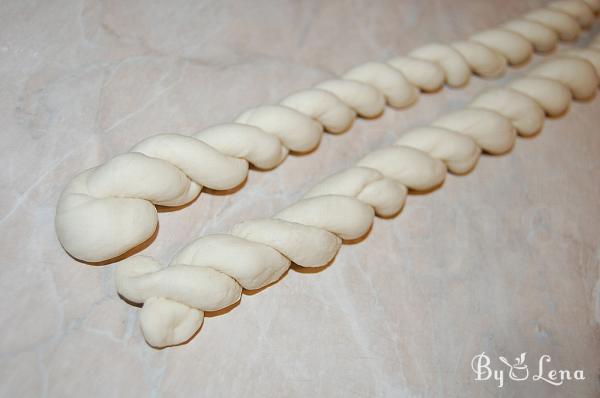 Moldovan Round Braided Bread - Colaci - Step 17