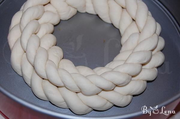 Moldovan Round Braided Bread - Colaci - Step 20