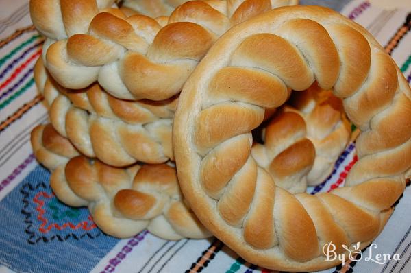 Moldovan Round Braided Bread - Colaci - Step 25