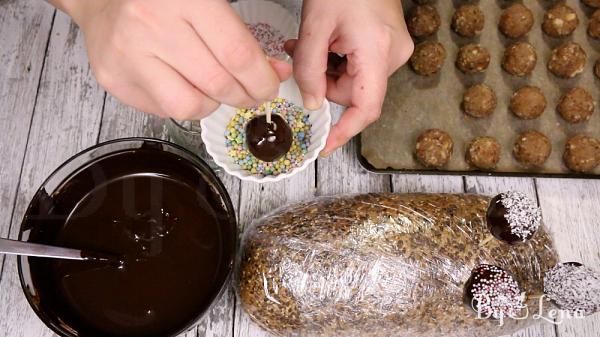 Chocolate Banana Cake Pops - Step 20