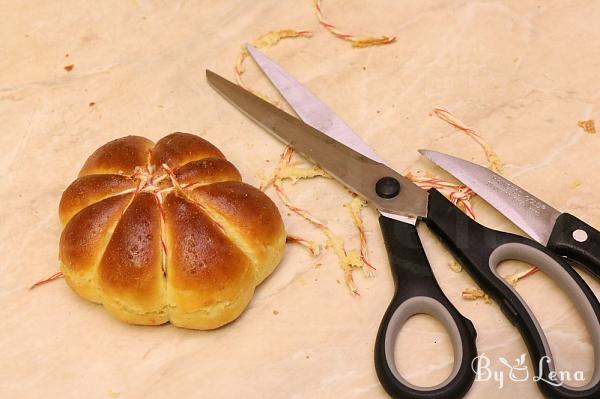 Pumpkin Buns - Step 21