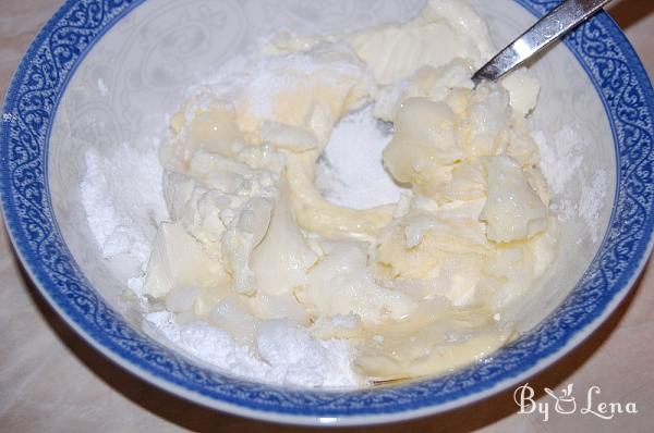 Cinnamon Rolls With Icing - Step 16