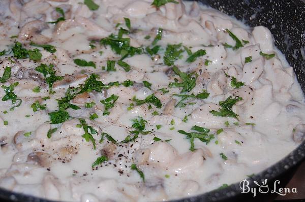 Romanian-Style Creamy Chicken and Mushroom Stew - Step 11