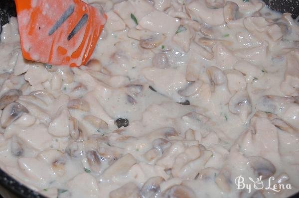 Romanian-Style Creamy Chicken and Mushroom Stew - Step 12