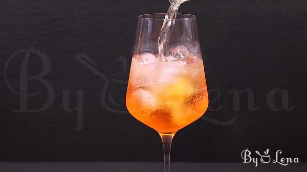 Aperol Spritz Recipe - Step 5