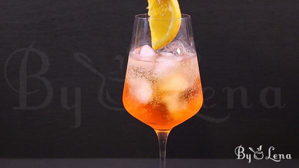 Aperol Spritz Recipe - Step 6